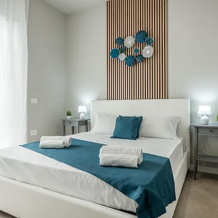 דירה Navigli Elegante Oasi Di Comfort E Design מילאנו