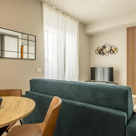 דירה Navigli Elegante Oasi Di Comfort E Design