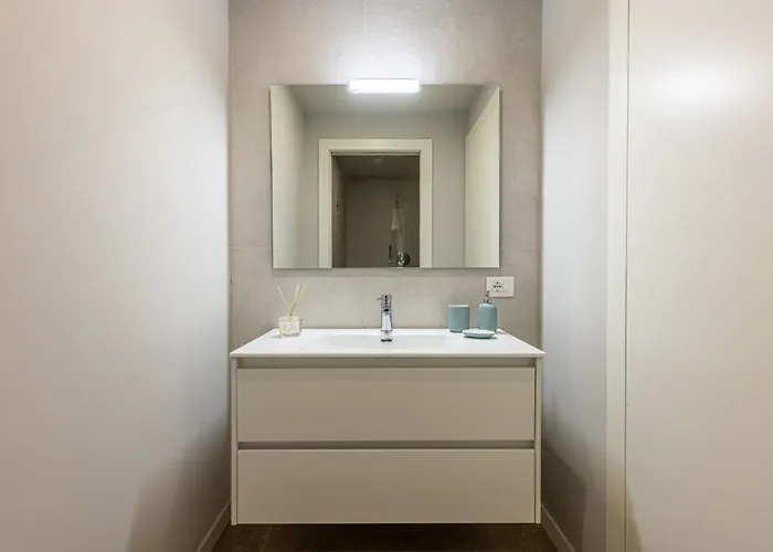 Navigli Elegante Oasi Di Comfort E Design Daire *