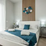 Lejlighed Navigli Elegante Oasi Di Comfort E Design Milano